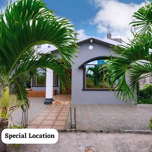 Tropical Paradise, Galapagos Apartment